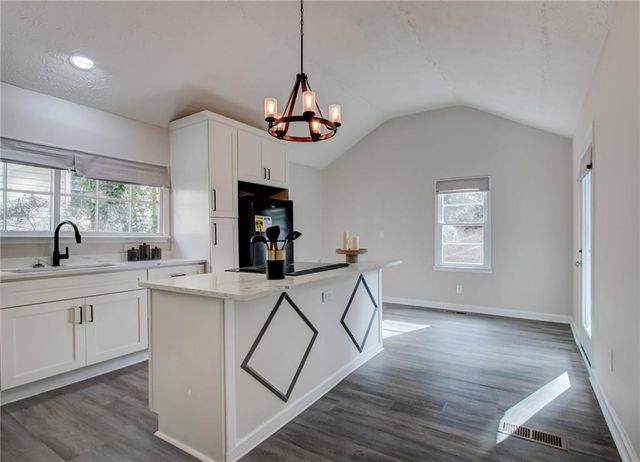 754 North Avenue, Hapeville, GA 30354