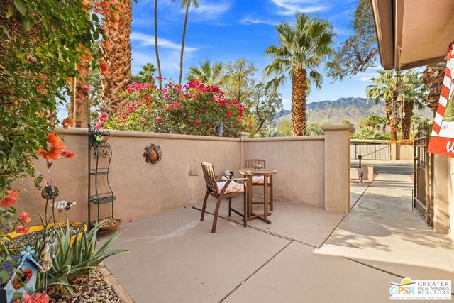 344 N Sunset Way, Palm Springs, CA 92262