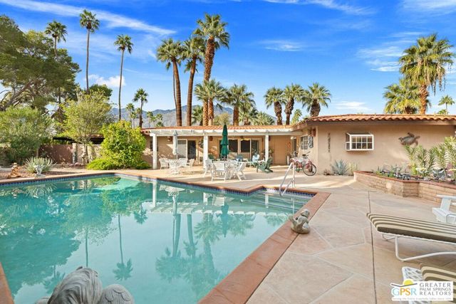 344 N Sunset Way, Palm Springs, CA 92262