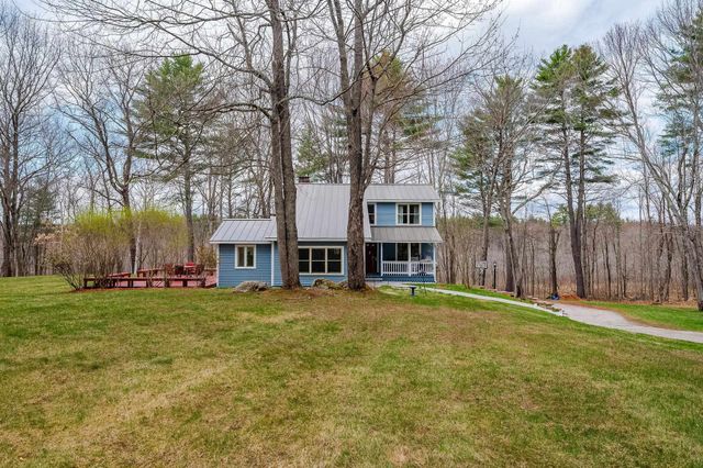 43 Moharimet Drive, Madbury, NH 03823