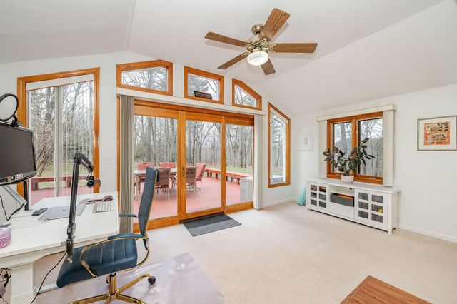 43 Moharimet Drive, Madbury, NH 03823