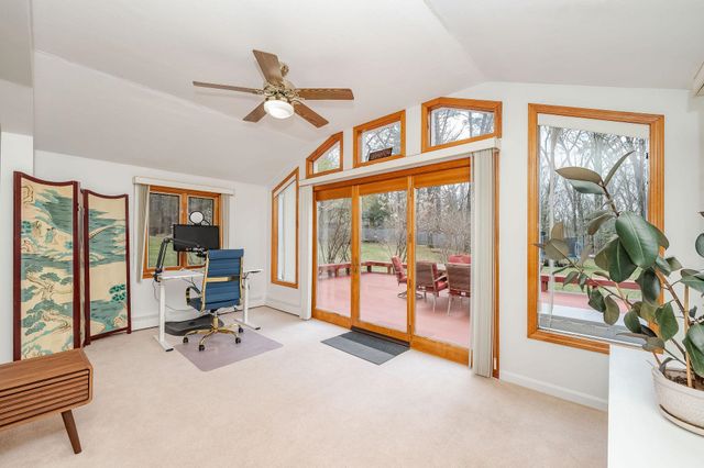 43 Moharimet Drive, Madbury, NH 03823