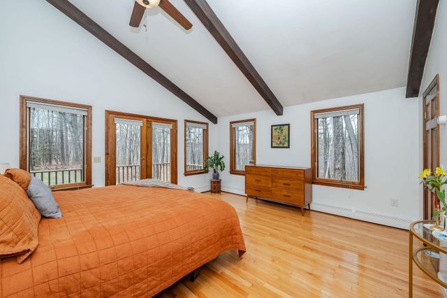 43 Moharimet Drive, Madbury, NH 03823