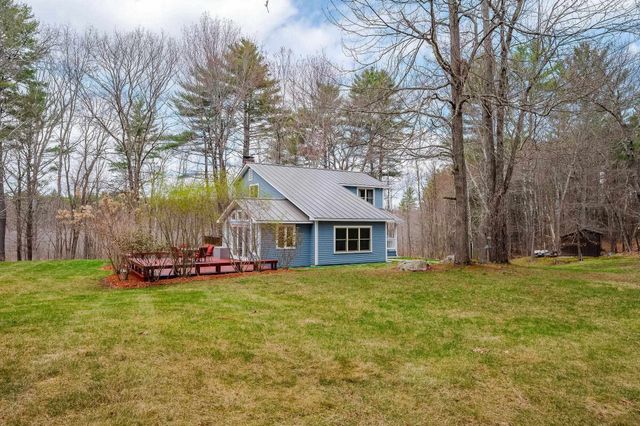 43 Moharimet Drive, Madbury, NH 03823