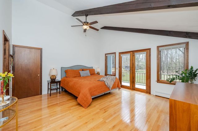 43 Moharimet Drive, Madbury, NH 03823