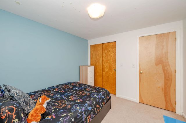 43 Moharimet Drive, Madbury, NH 03823
