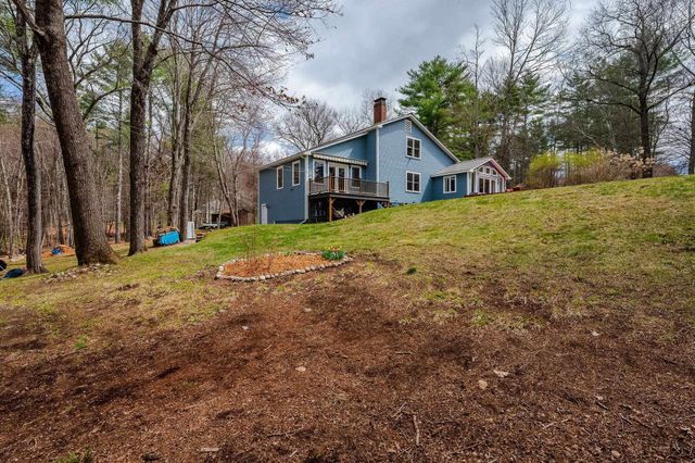 43 Moharimet Drive, Madbury, NH 03823
