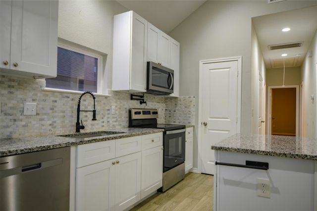 16948 W Dounreay St, Montgomery, TX 77316