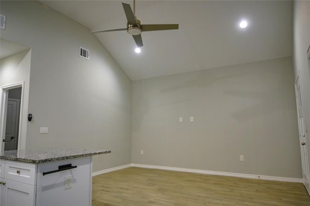 16948 W Dounreay St, Montgomery, TX 77316