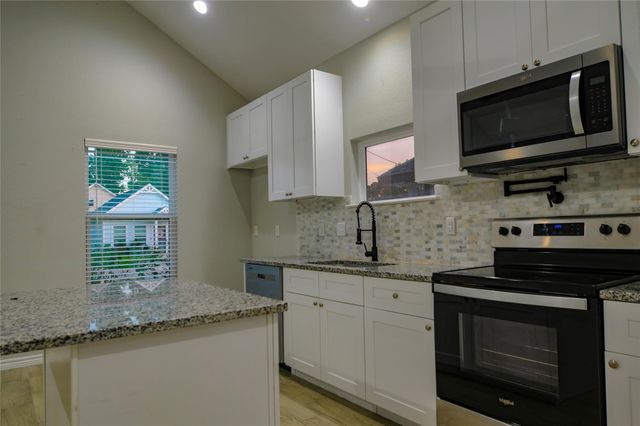 16948 W Dounreay St, Montgomery, TX 77316