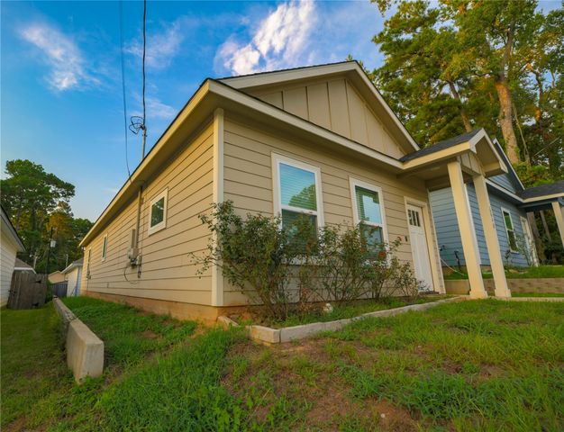 16948 W Dounreay St, Montgomery, TX 77316