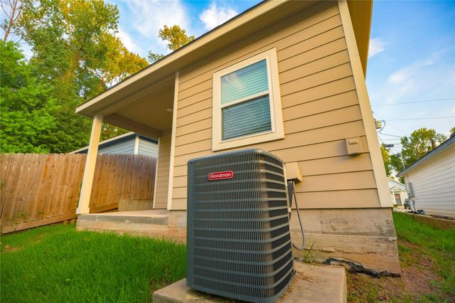 16948 W Dounreay St, Montgomery, TX 77316