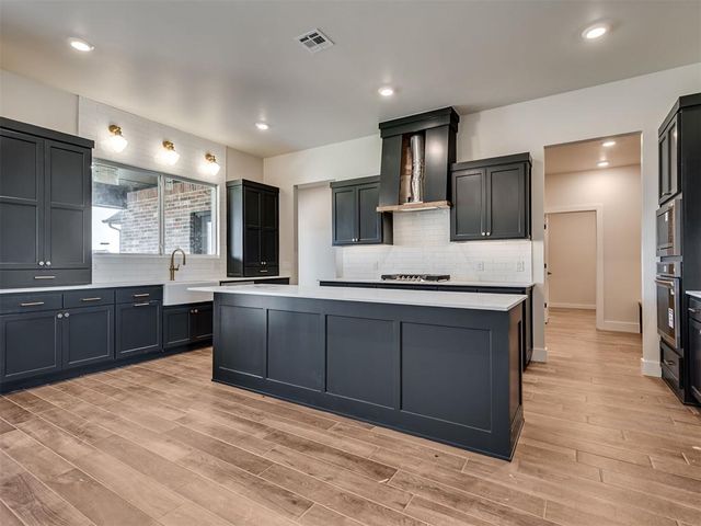 664 Paris Avenue, Piedmont, OK 73078