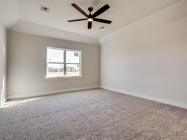 664 Paris Avenue, Piedmont, OK 73078