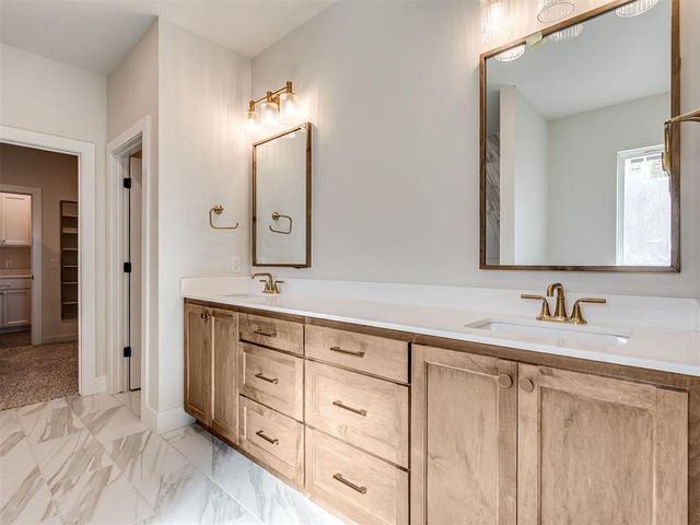 664 Paris Avenue, Piedmont, OK 73078