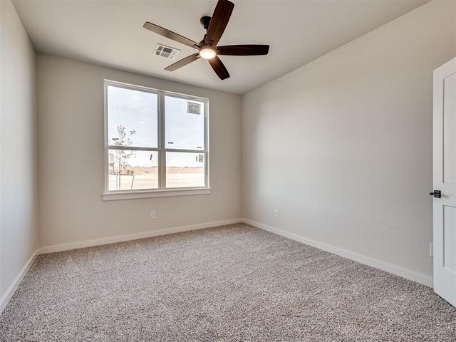 664 Paris Avenue, Piedmont, OK 73078