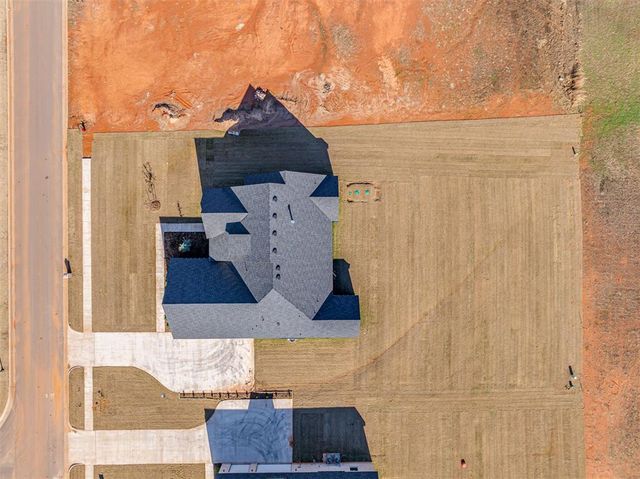 664 Paris Avenue, Piedmont, OK 73078