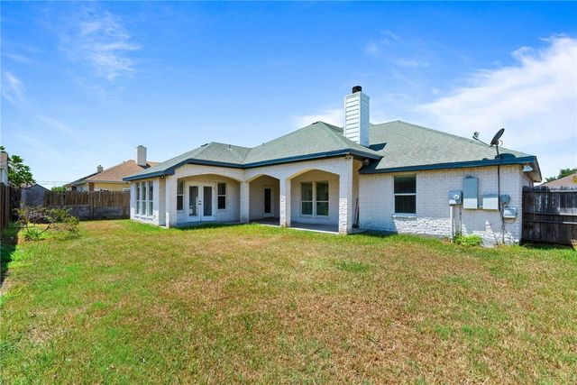 3214 Quail Run Dr, Corpus Christi, TX 78414