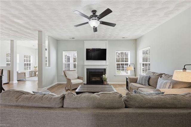 1058 Snead DR, Suffolk, VA 23434