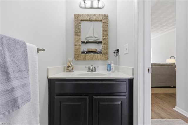 1058 Snead DR, Suffolk, VA 23434