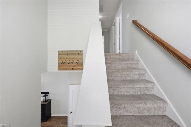 1058 Snead DR, Suffolk, VA 23434