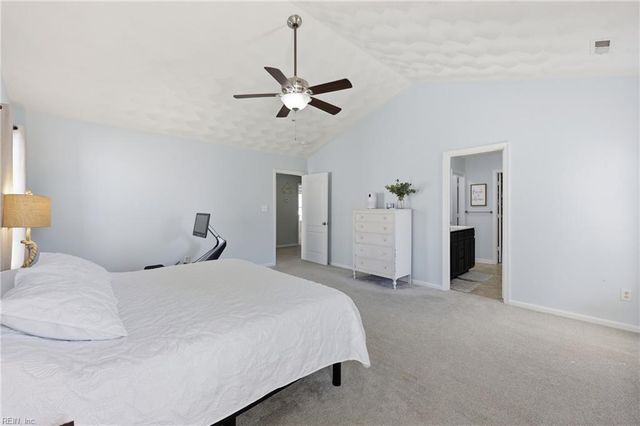 1058 Snead DR, Suffolk, VA 23434