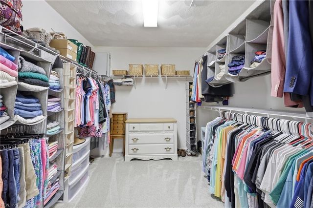 1058 Snead DR, Suffolk, VA 23434