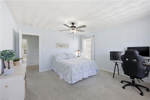 1058 Snead DR, Suffolk, VA 23434