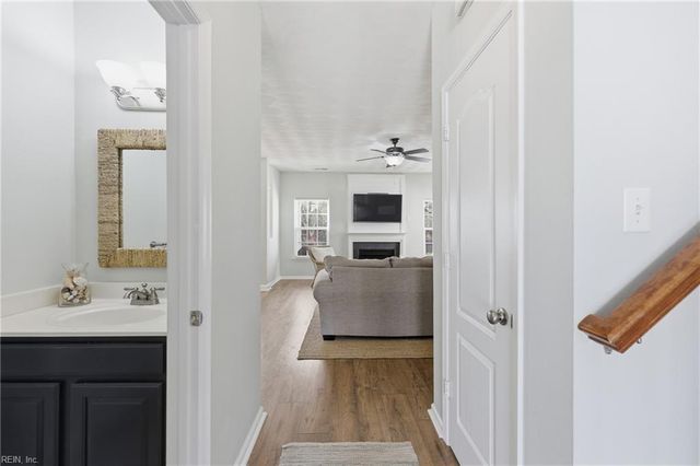 1058 Snead DR, Suffolk, VA 23434