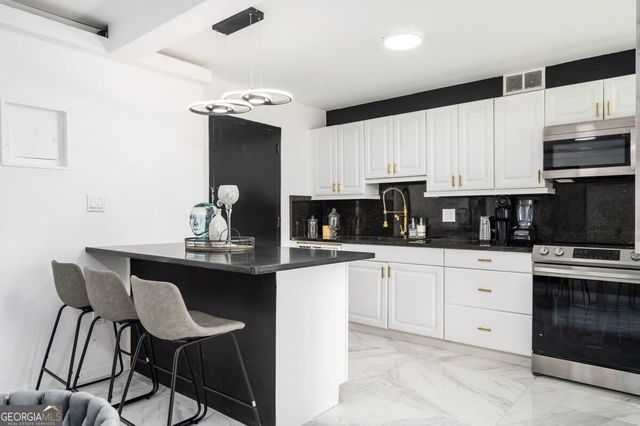 215 Piedmont Avenue NE 707, Atlanta, GA 30308