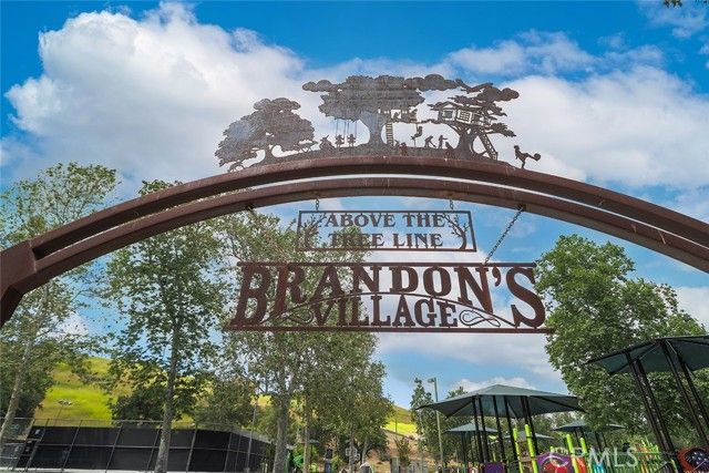 26120 Adamor Road, Calabasas, CA 91302