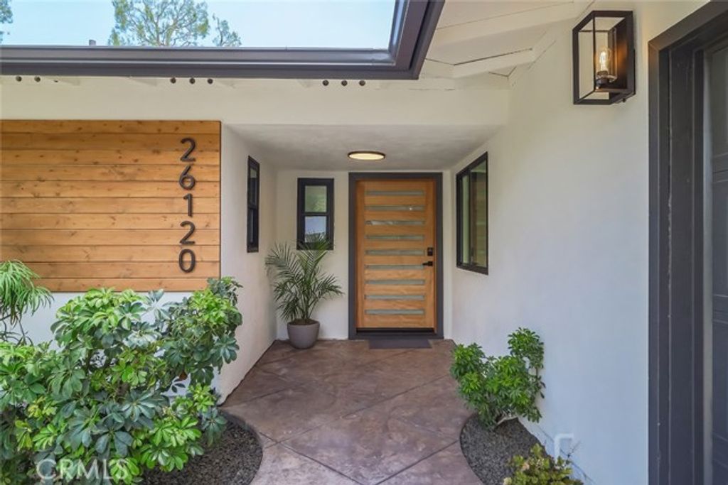 26120 Adamor Road, Calabasas, CA 91302