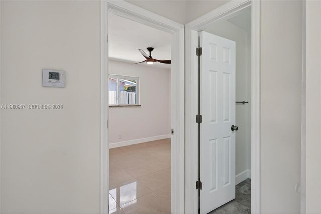 6740 Arthur St, Hollywood, FL 33024