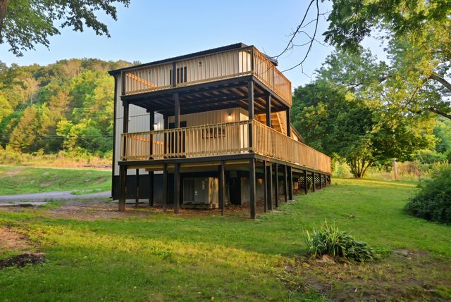 2627 Auburntown Rd, Woodbury, TN 37190