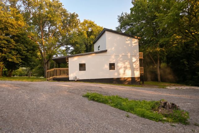 2627 Auburntown Rd, Woodbury, TN 37190