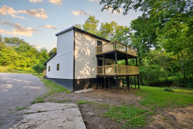 2627 Auburntown Rd, Woodbury, TN 37190