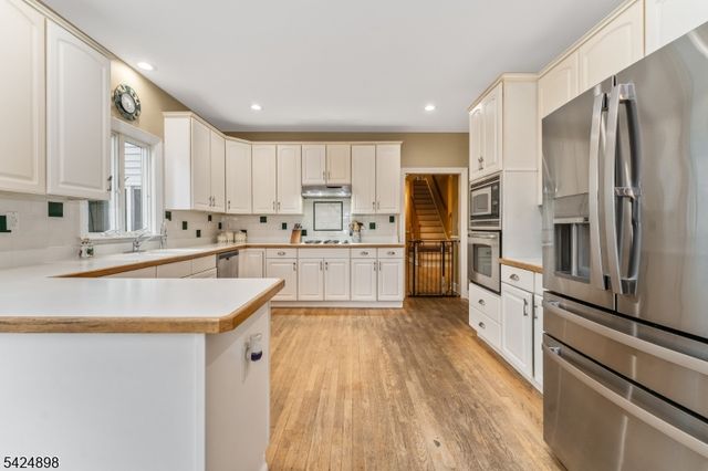 1 Delaware Rd, Readington Twp., NJ 08889
