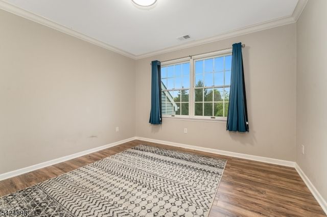 1 Delaware Rd, Readington Twp., NJ 08889
