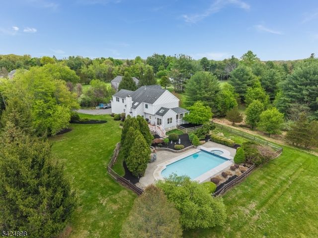1 Delaware Rd, Readington Twp., NJ 08889