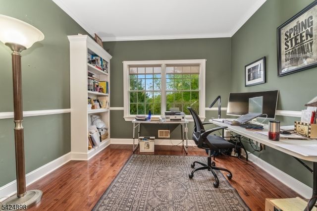 1 Delaware Rd, Readington Twp., NJ 08889