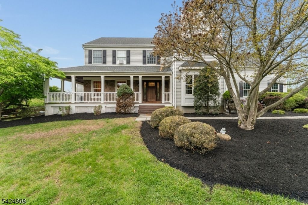 1 Delaware Rd, Readington Twp., NJ 08889