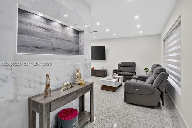 20310 NE 14th Ave, Miami, FL 33179