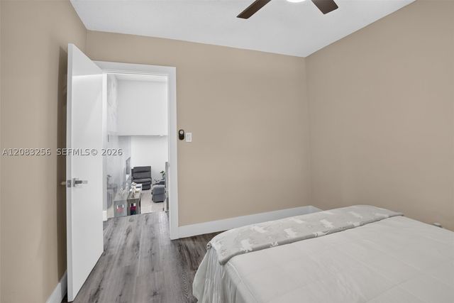20310 NE 14th Ave, Miami, FL 33179