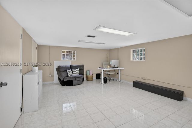 20310 NE 14th Ave, Miami, FL 33179