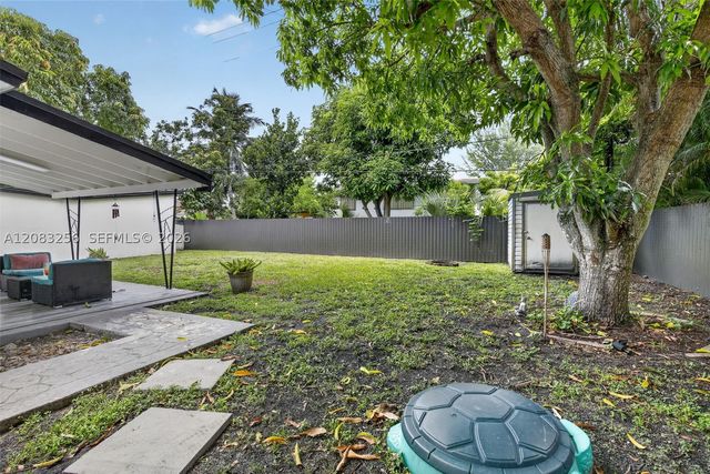 20310 NE 14th Ave, Miami, FL 33179