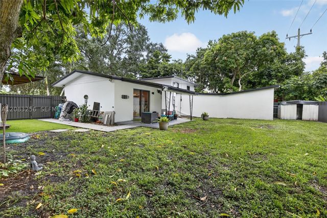20310 NE 14th Ave, Miami, FL 33179