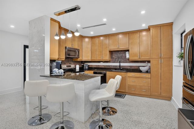 20310 NE 14th Ave, Miami, FL 33179
