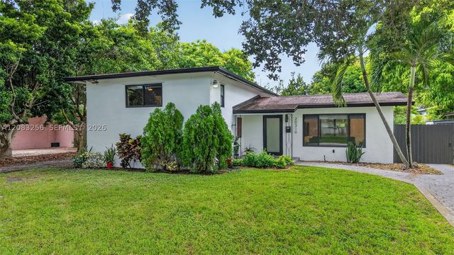 20310 NE 14th Ave, Miami, FL 33179