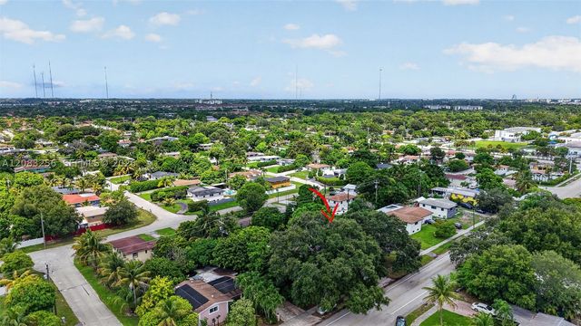 20310 NE 14th Ave, Miami, FL 33179