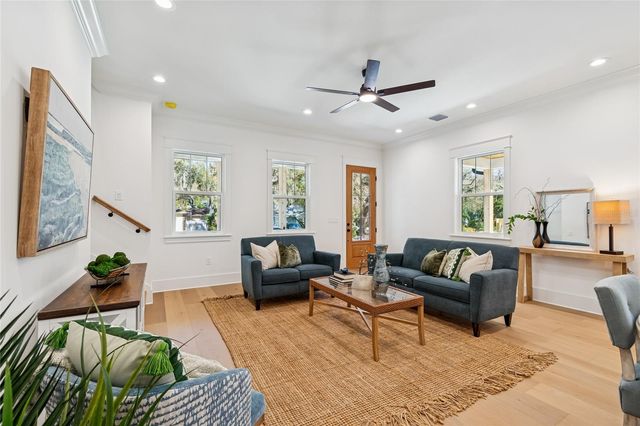 1709 E HENRY AVENUE, Tampa, FL 33610